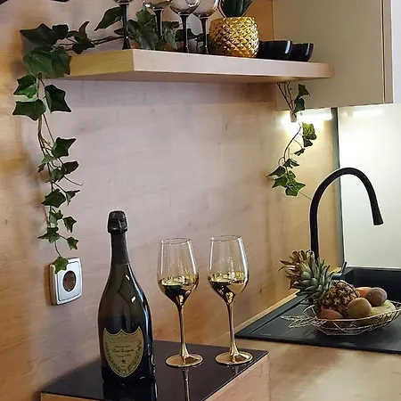 Luxury Oasis * Σπλιτ