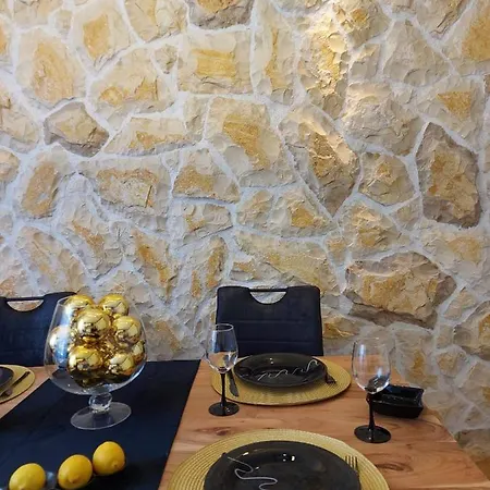 Luxury Oasis Apartman