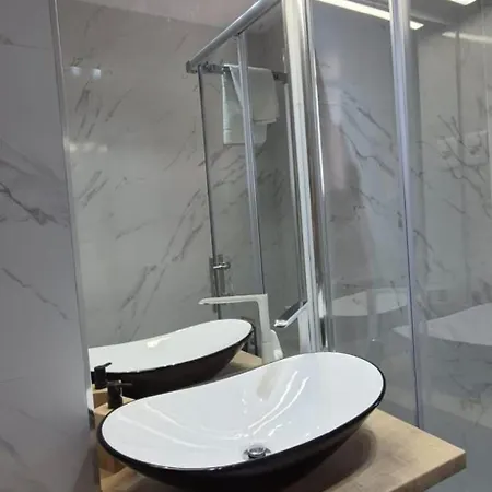 Luxury Oasis Апартаменты Сплит