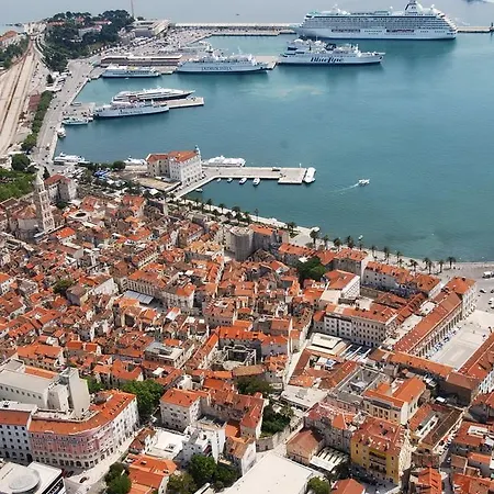 Luxury Oasis Apartman Split